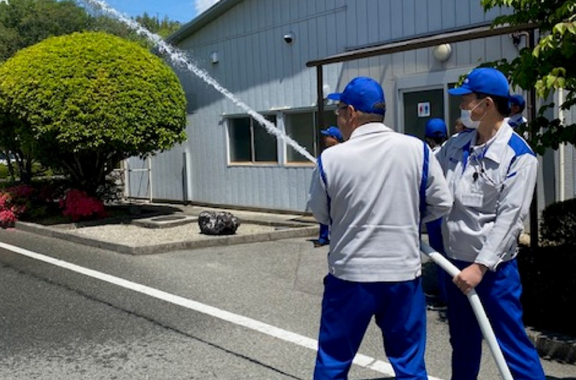 Fire hydrant use training